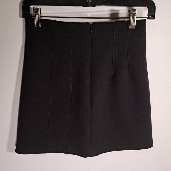 Black short pleated business casual skirt - Picture 3 of 7
